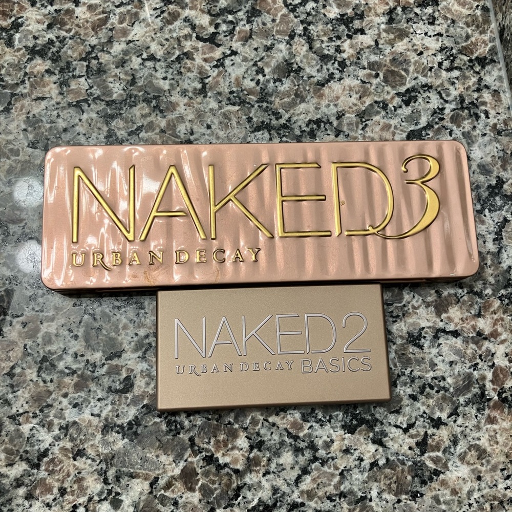 Naked eye shadow